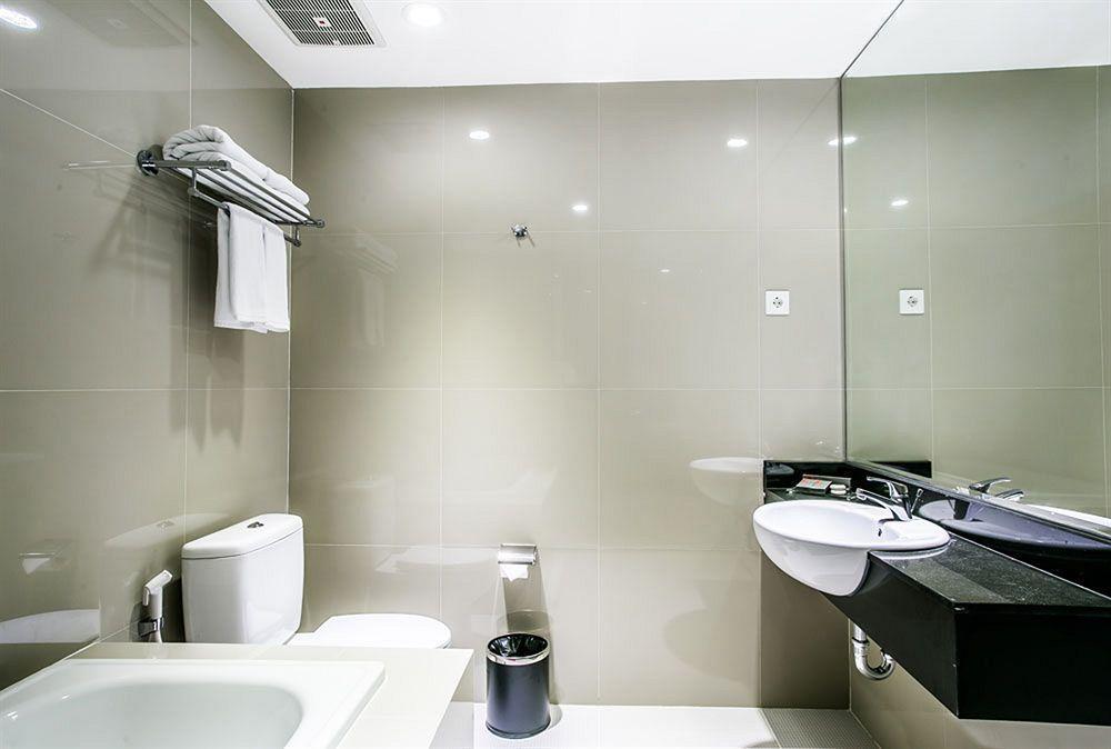G Suites Hotel By Amithya Surabaya Luaran gambar