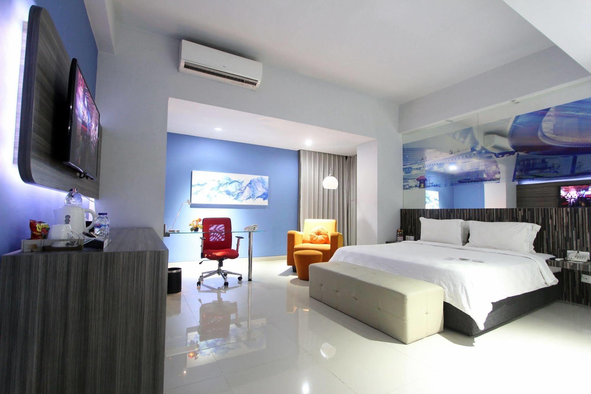 G Suites Hotel By Amithya Surabaya Luaran gambar