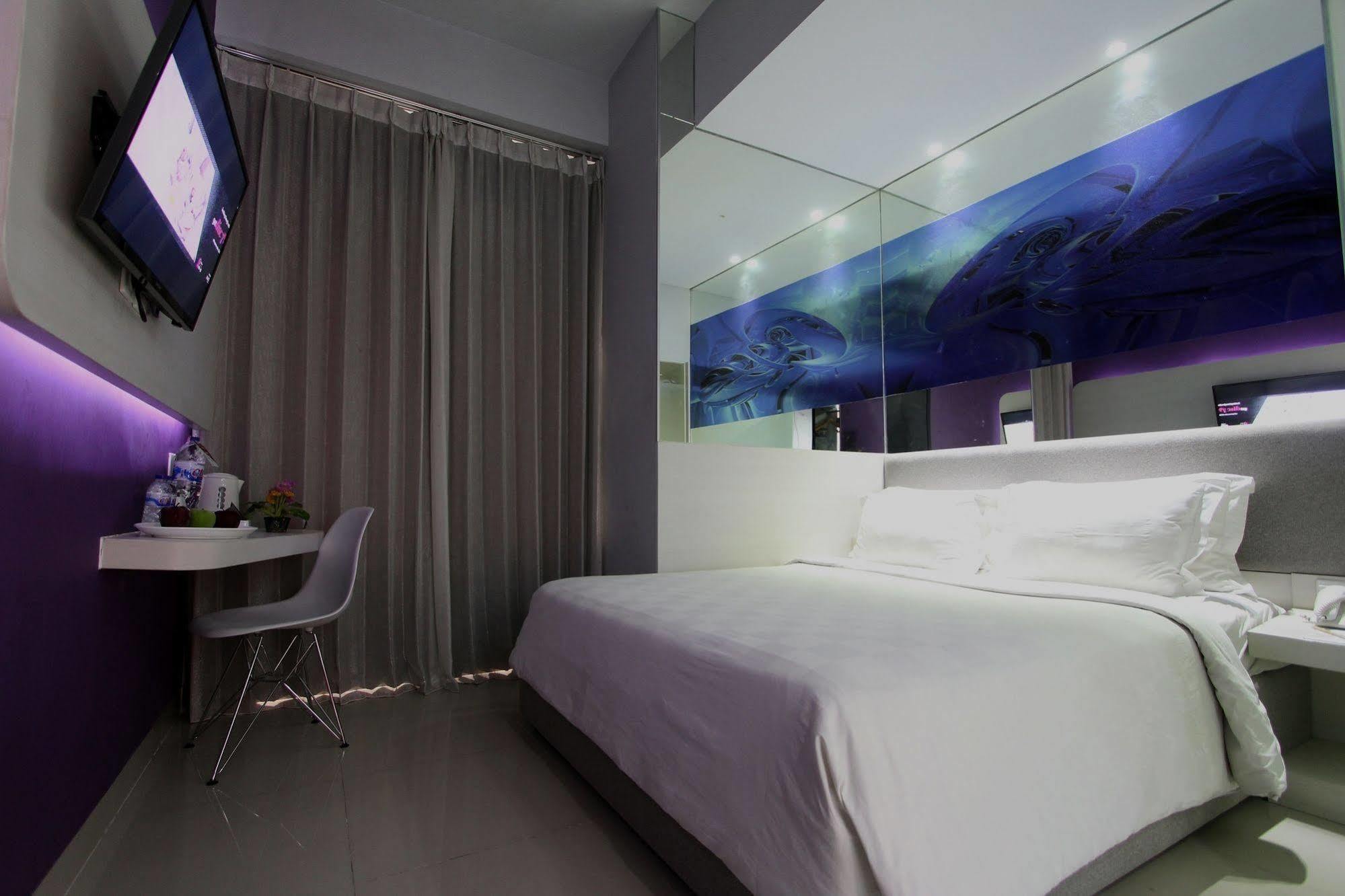 G Suites Hotel By Amithya Surabaya Luaran gambar